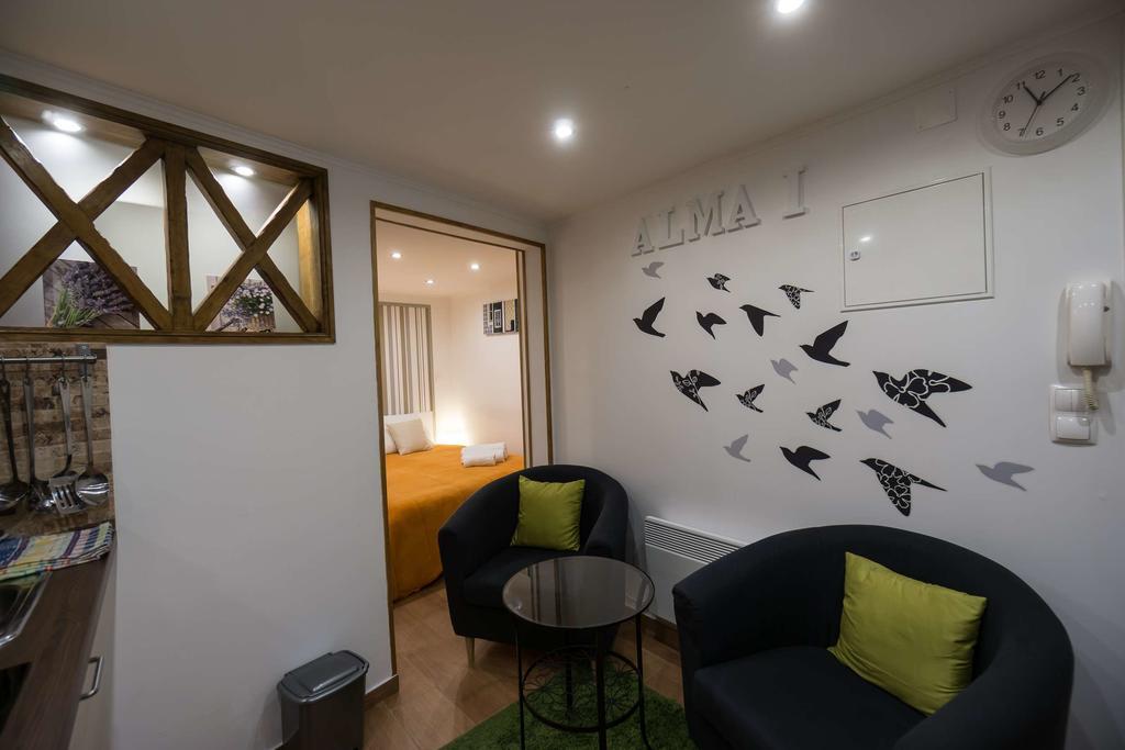 Apartment Alma I *